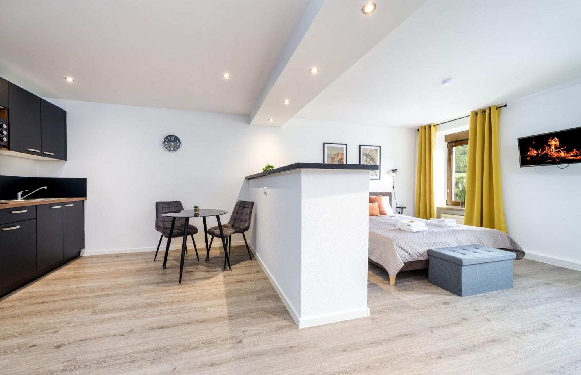 Moselstern Appartements Kinheim Buitenkant foto