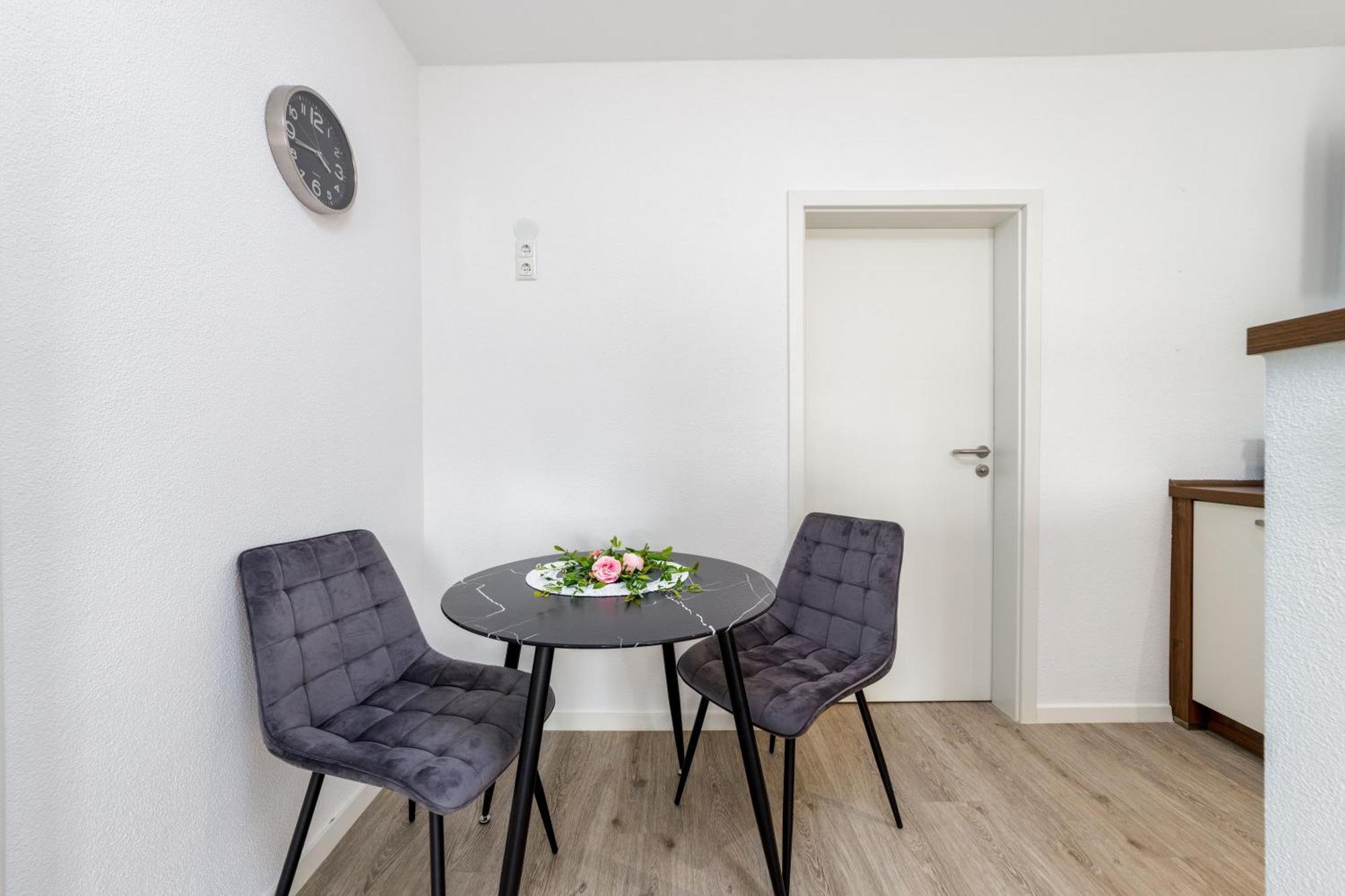 Moselstern Appartements Kinheim Buitenkant foto
